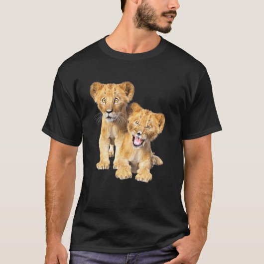 Löwe, Löwenkind, Löwenkuchen, Löwe T-Shirt (Vorderseite)