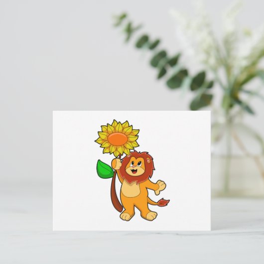 Löwe mit Blume Sonnenblume Postkarte (Stehend Vorderseite)