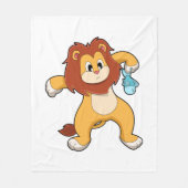 Löwe mit Fisch Fleecedecke (Vorderseite)