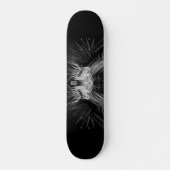 Löwe mit Kronenmonogramm Schwarz Skateboard (Vorne)