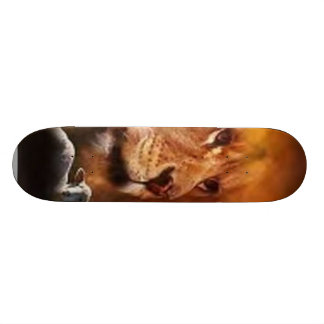 LÖWE UND DAS LAMM SKATEBOARD