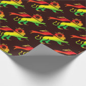 Löwe von Judah in Rasta Farben auf dunklem Geschenkpapier (Ecke)