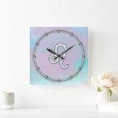 Löwe-Zeichen auf Pastellenacre-Perlmutt-Art Quadratische Wanduhr (Zuhause)