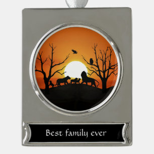 Löwefamilie am Sonnenuntergang Afrika Banner-Ornament Silber