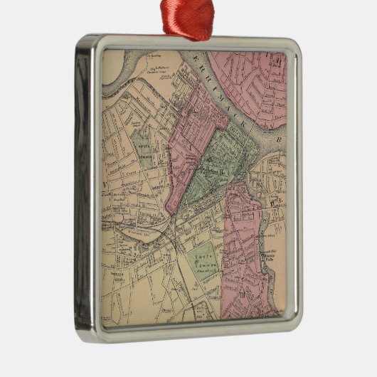 Lowell Ornament Aus Metall (Rechts)