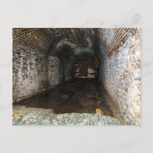 LOWELL UNTERGRUND POSTCARD POSTKARTE (Vorderseite)