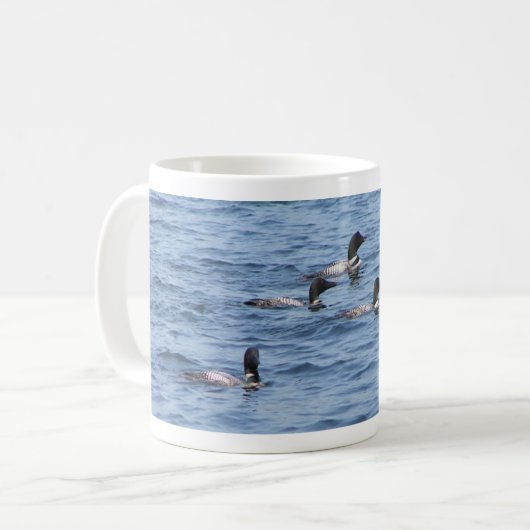 Löwen auf dem Panther Pond Kaffeetasse (Vorderseite Links)