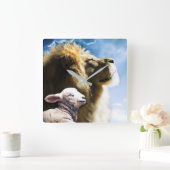 Löwen- und Lamm-Wandschloss Quadratische Wanduhr (Zuhause)