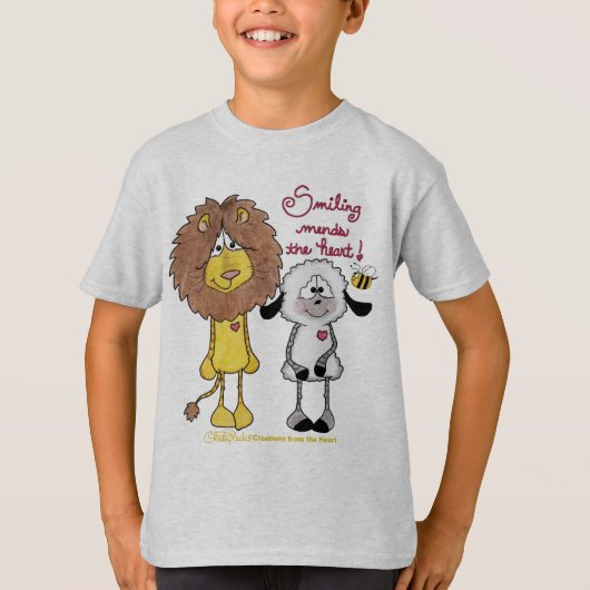 Löwen- und Lammherz-Patches T-Shirt (Vorderseite)