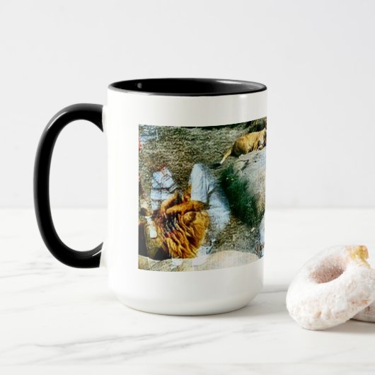Löwen und Reflektionen Tasse (Mit Donut)