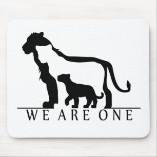 Löwenfamilie (weiße Version) Mousepad