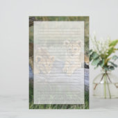 Löwenjunge auf Baumstamm Briefpapier (Stehend Vorderseite)