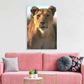 Löwenkönigin Leinwanddruck (Insitu (Wohnzimmer))