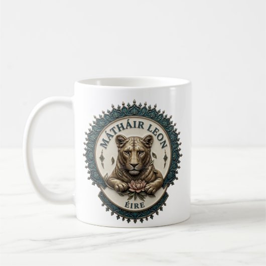 Löwenmutter. Irland Kaffeetasse (Links)