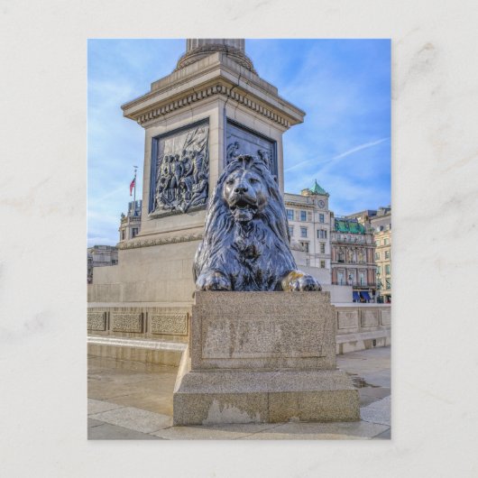 Löwenstatue am Trafalgar Square Postkarte (Vorderseite)