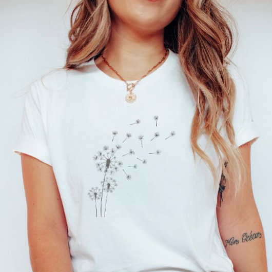 Löwenzahnwind; Whimsical Sommerblumen T-Shirt