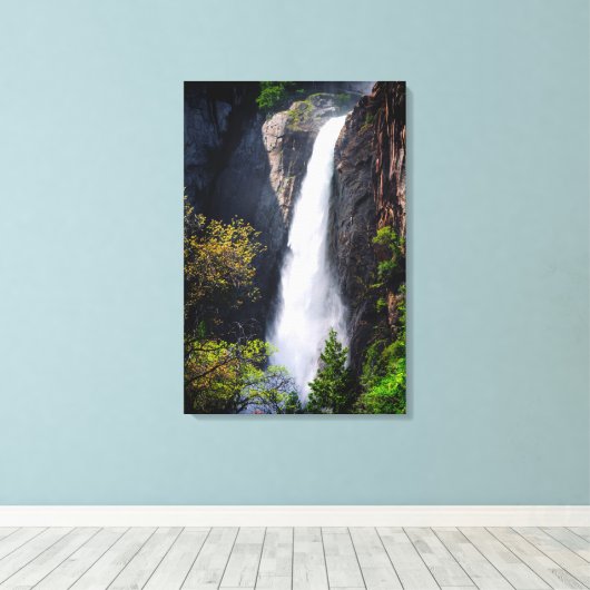 Lower Yosemite Falls Cascading Leinwanddruck (Insitu (Holzboden))