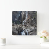 Lower Yosemite Falls Quadratische Wanduhr (Zuhause)