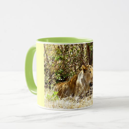 Löwin Tasse (Vorderseite Links)