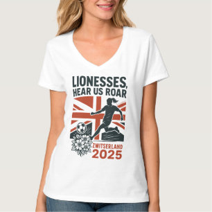 Löwinnen, hört uns brüllen – Englische Frauenfußba T-Shirt