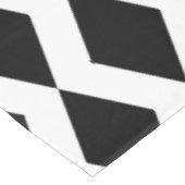 Lozenge Form Diamant Muster Schwarz und Weiß Tischdecke (Schrägansicht)