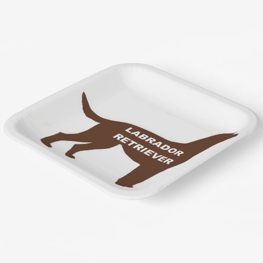 LR Schokolade Labrador Name Silhouette Pappteller (Gewinkelt)