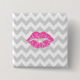 Lt grau weiß Zickzack, Pink Lipstick Kiss Button