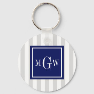 Lt Gray White Strip Navy Square 3 Monogramm Schlüsselanhänger