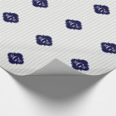 Lt Grey Whey UE Stripe Navy Quatrefolie 3 Monogram Geschenkpapier (Ecke)