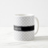 Lt Grey White Polka Dots Black Name Monogram Kaffeetasse (VorderseiteRechts)