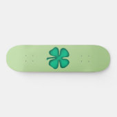 Lucky 4 Leaf Irish Clover grünes Skateboard (Horizontal)