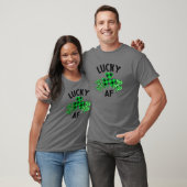 Lucky Af Funny Kariertes Kleeblatt St Patricks Day T-Shirt (Unisex)