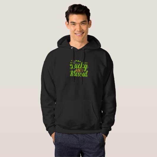 Lucky And Blessed Irish Shamrocks Clover St Patric Hoodie (Vorne ganz)