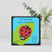 Lucky Bug Individuelle Einladungen zum Geburtstag (Stehend Vorderseite)
