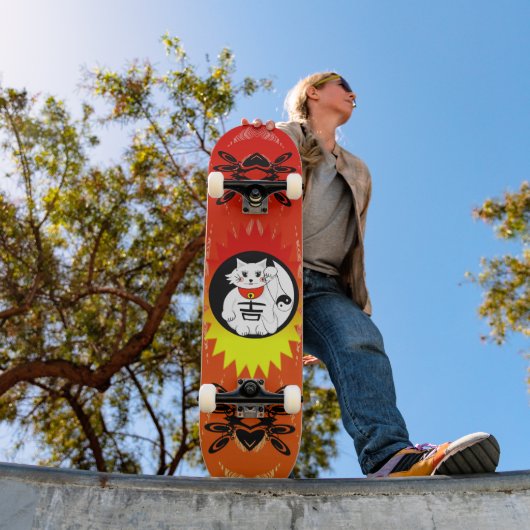 Lucky Cat - Maneki Neko bedeutet Katze gewinnen Skateboard (Außenbereich 1)