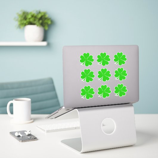 Lucky Clover Leaf & Kleeblatt / Irish St Patrick Aufkleber (Laptop auf Schreibtisch)