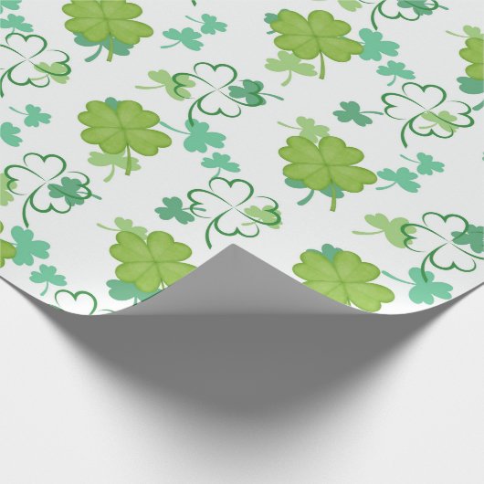 Lucky Clover Pattern - Design für grünes Kleeblatt Geschenkpapier (Ecke)
