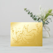 Lucky Feng Shui Golden Wealth Dragon Folie Einladungspostkarte (Stehend vorne)