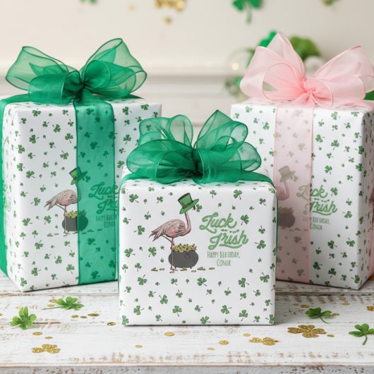 Lucky Flamingo Green Shamrock Geschenkpapier