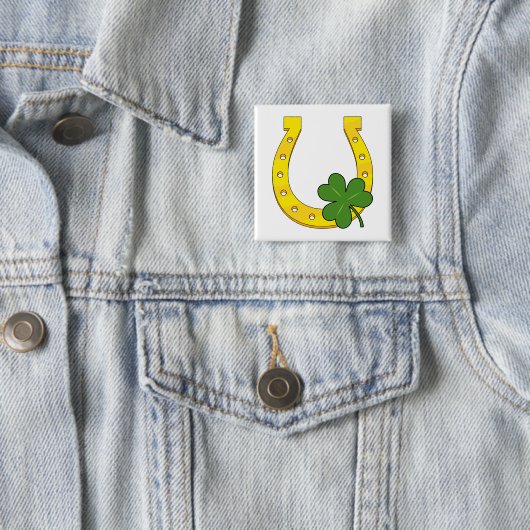 Lucky Golden Horseshoe mit Kleeblatt auf Weiß Button (Beispiel)