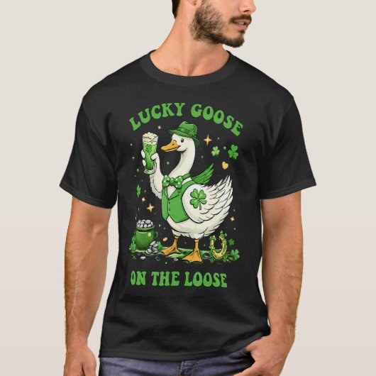 Lucky Goose On The Loose St Patrick's Day T-Shirt (Vorderseite)