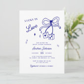 Lucky in der Liebe Vegas Dice Casino Bow Brautpart Einladung (Stehend Vorderseite)