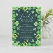 Lucky in Liebe Bridal Dusche Einladung (Stehend Vorderseite)