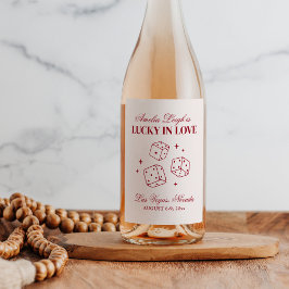Lucky in Liebe Cocktails Bachelorette Wochenende Weinetikett