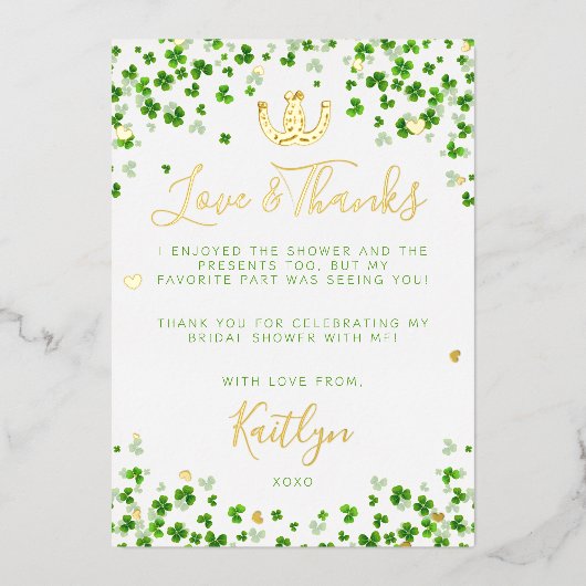 Lucky In Liebe St. Patrick's Day Brautparty Real Folieneinladung (Vorderseite)