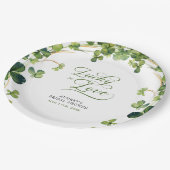Lucky in Love Bridal Shower Green Shamrock  Pappteller (Schrägansicht)