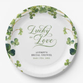 Lucky in Love Bridal Shower Green Shamrock  Pappteller (Vorderseite)