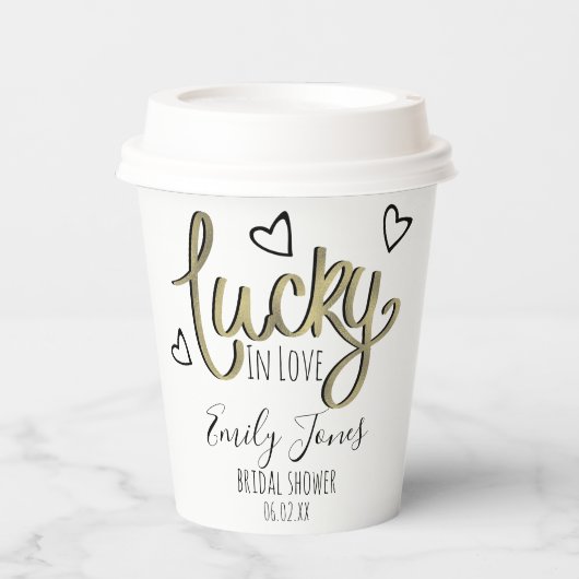 Lucky in Love Hearts Bridal Shower Pappbecher (Vorderseite)