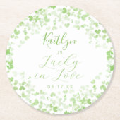 Lucky In Love St. Patrick's Day Bridal Shower Runder Pappuntersetzer (Vorderseite)