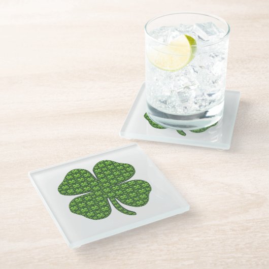 Lucky Irish Clover Glasuntersetzer (Schrägansicht)